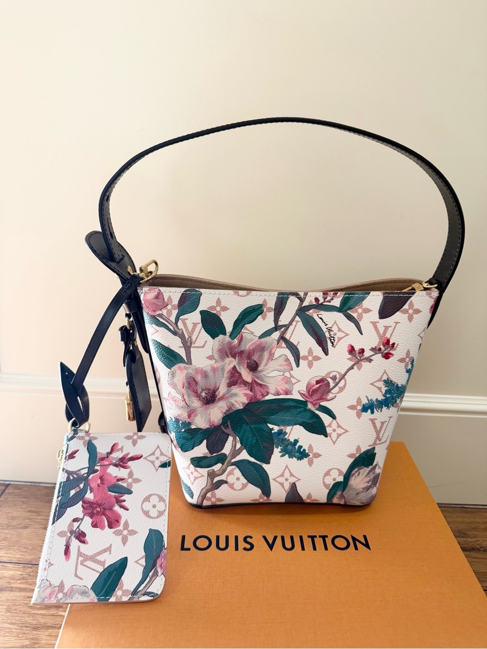 ❤️ Louis Vuitton LV Monogram Eden All In Bag - Picture 2 of 10